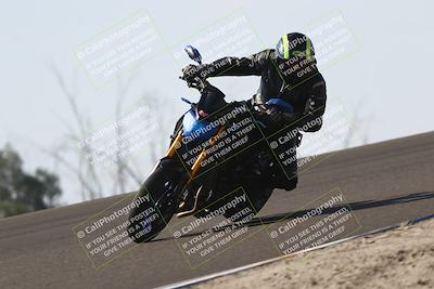 media/Nov-02-2025-Lets Ride (Sun) [[f7a3caa734]]/B Group/1120am (Turn 2 Inside)/